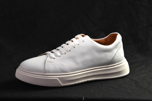 Basket Confortable blanc Réf 210